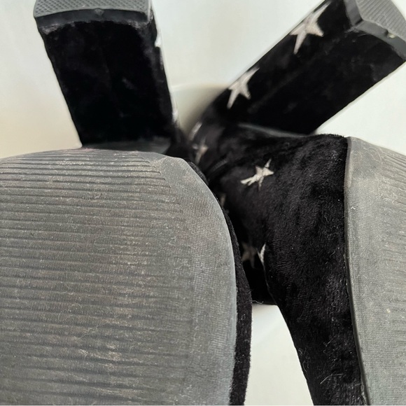 Wild Diva Black Star-Embellished Ankle Boots 7 - Picture 11 of 11